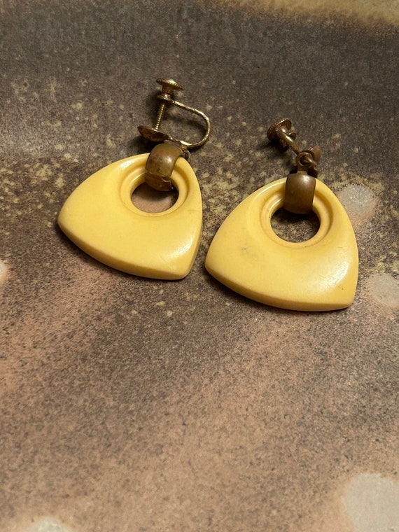 Bakelite Dangle Earrings Cream Corn Butterscotch … - image 5