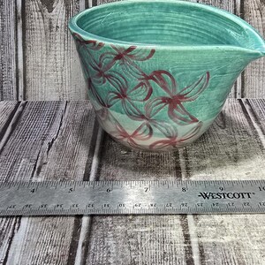 Vintage/Handmade Teal Ceramic Pouring Bowl – "That Pottery Place" (Enid, OK)