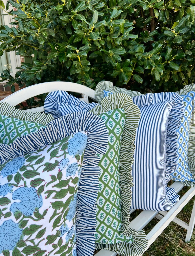 GraceHarrisCo Hydrangea Block Print Pillow Cover - Thumbnail 2