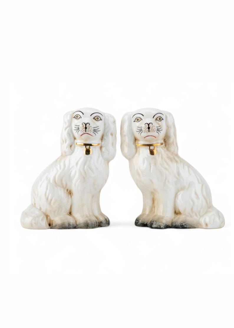 GraceHarrisCo Staffordshire Dog Figurine