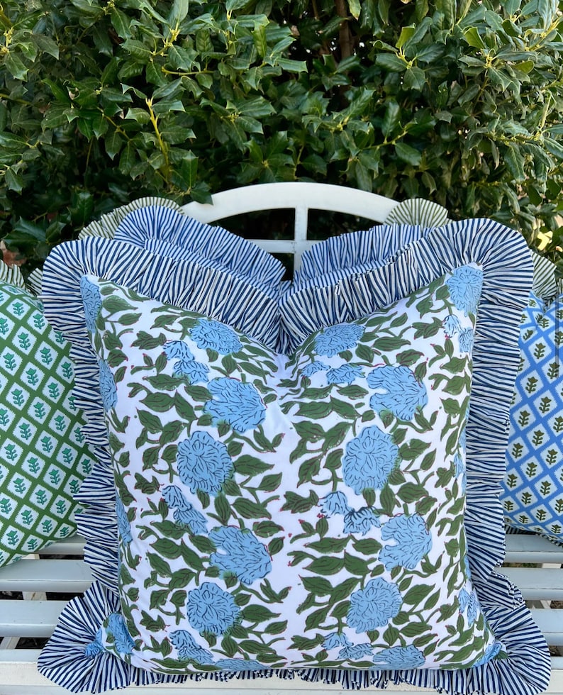 GraceHarrisCo Hydrangea Block Print Pillow Cover - Thumbnail 5