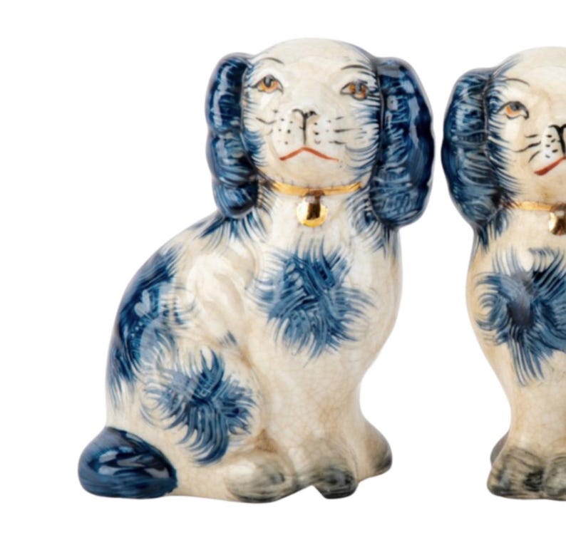 GraceHarrisCo Staffordshire Dog Salt and Pepper Shaker - Thumbnail 4