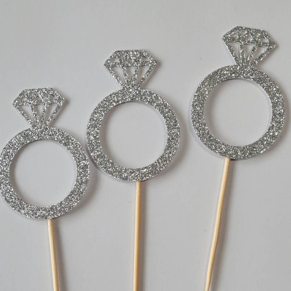 Dimond Ring Cupcake Toppers, bagues de fiançailles, décoration de douche nuptiale, mariages, enterrements de vie de jeune fille, mariée à être décoration