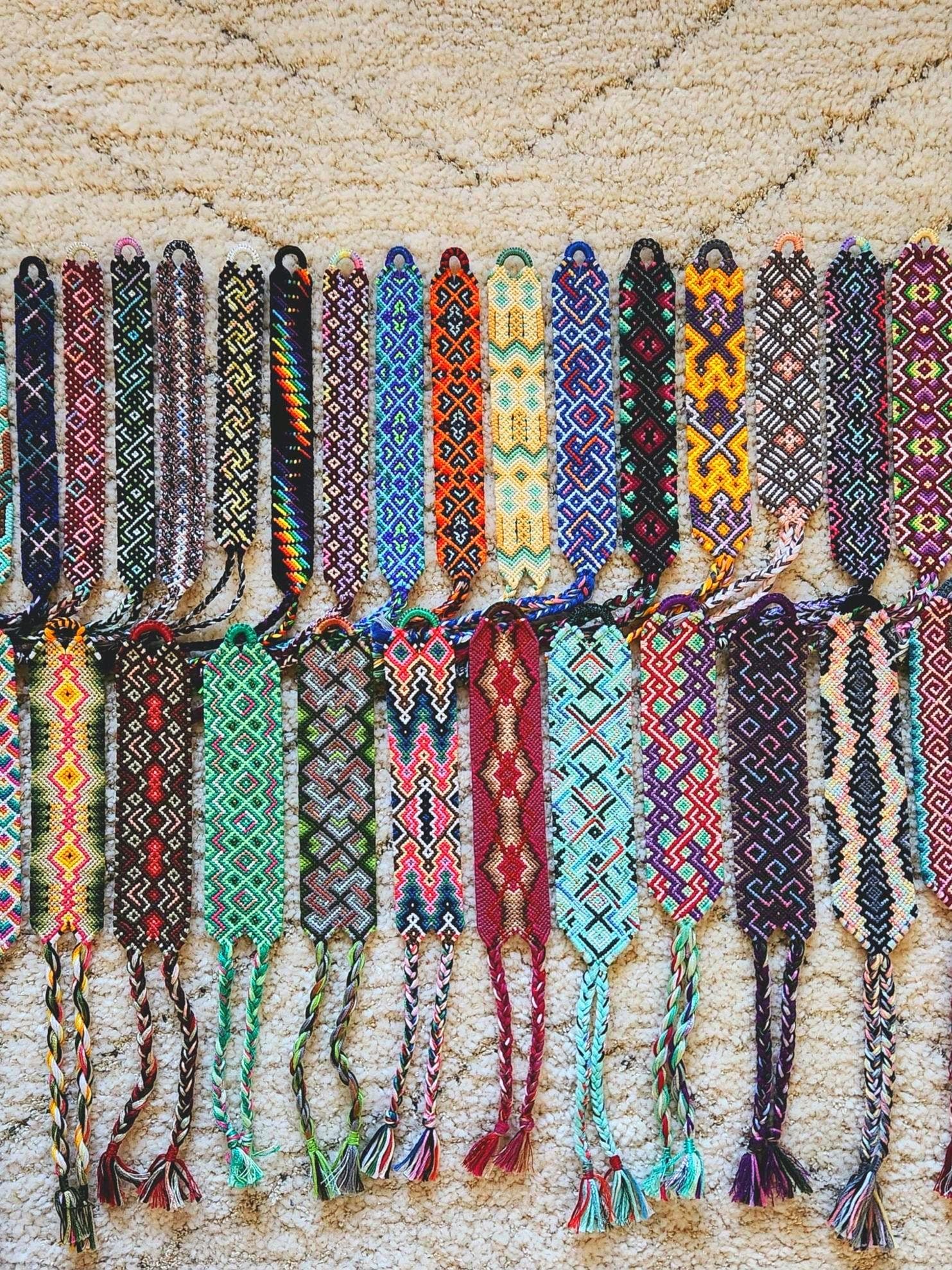Assorted Bracelets Normals Woven Braided Knotted Brazilian Embroidered Friendship Bracelets Embroidery Floss String Thread Boho Jewelry