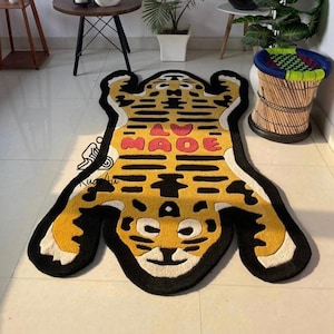 CUSTOM TIBETAN RUG, Tier Cartoon Teppich, Geschenkidee zum Vatertag, Teppiche für Kinder, Hypebeast Teppich, Kinderfreundliches Material, 4 x 2 ft