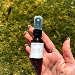 Quality Room + Linen Spray {Bedroom freshener Linen mist Freshening Spray Sleep Spray Room Spray Car Spray }
