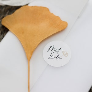AUFKLEBER "Mit Liebe" | Schöner Sticker Ginkgo Blatt in Orange | Small Business Verpackungen, Geschenke, Bestellungen