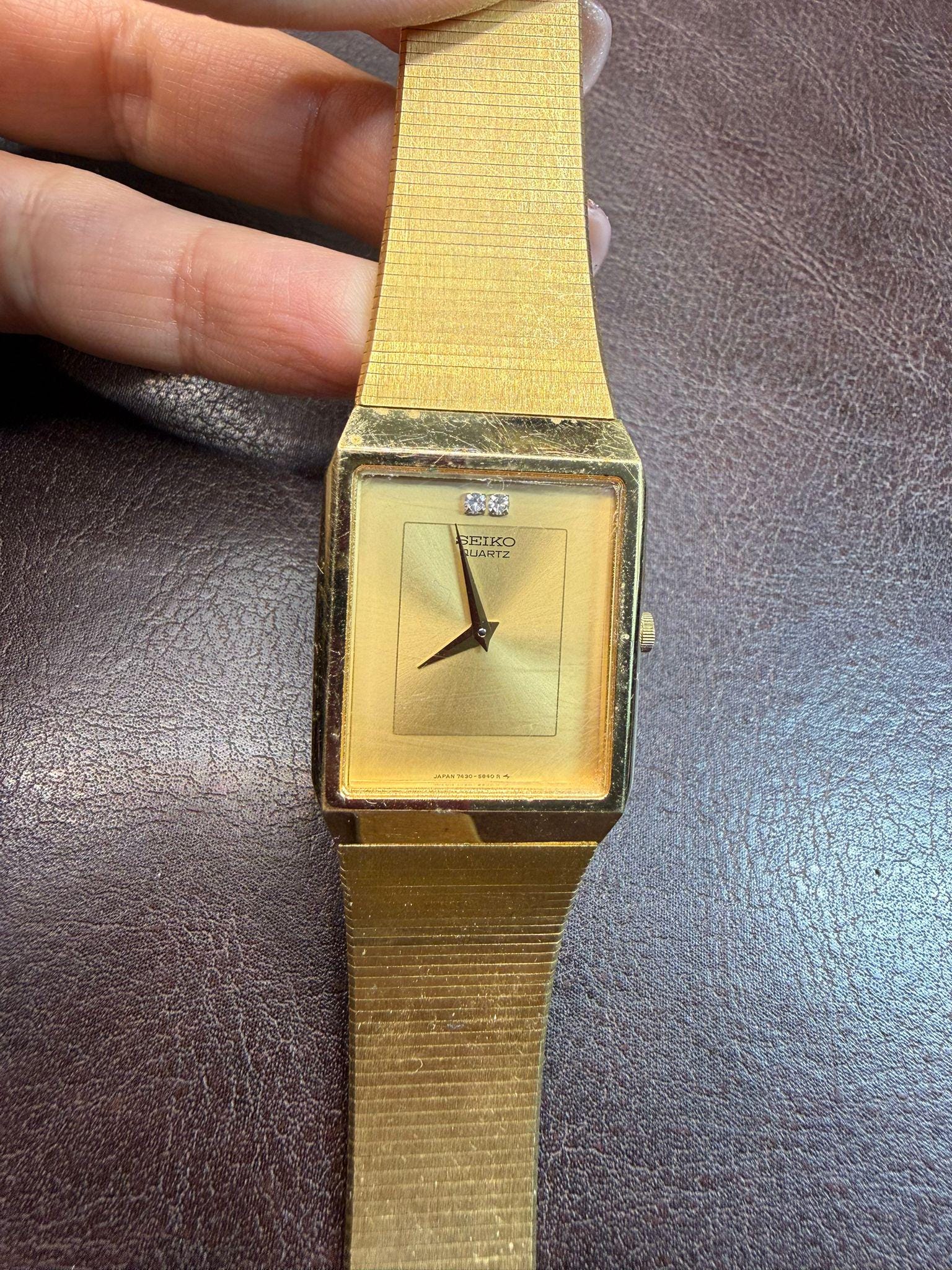 ヴィンテージ SEIKO 7430-5209 ローマン文字盤 1980年代 ヴィンテージ SEIKO 7430-5209 ローマン文字盤 1980年代 - メルカリ