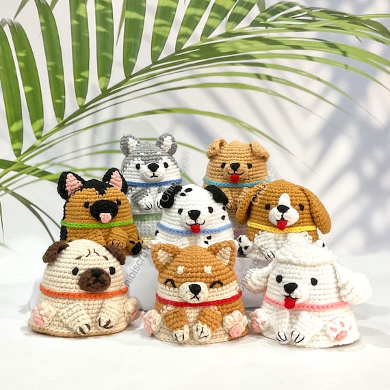 パグ犬のかぎ針編みパターン – リバーシブルあみぐるみパターン
