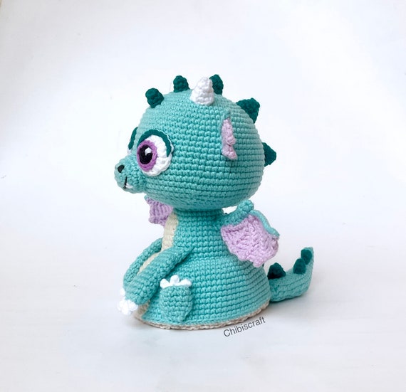 リバーシブルベビードラゴンあみぐるみパターン - かぎ針編みパターン