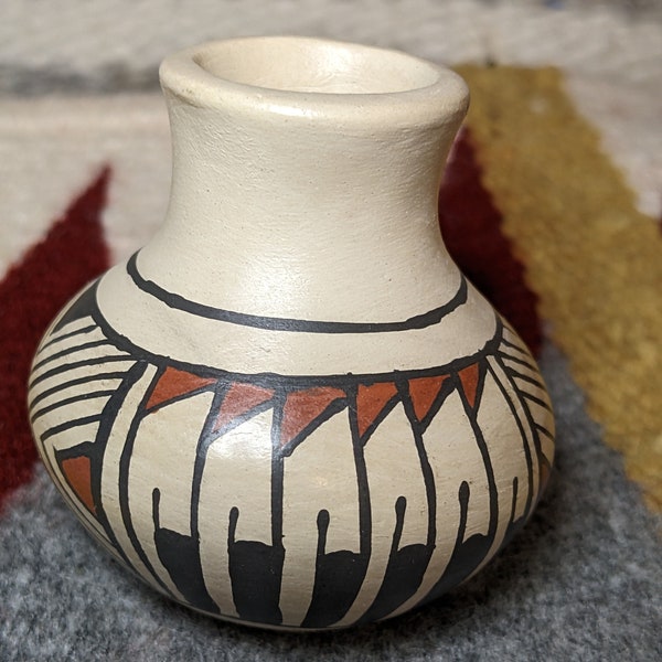 Miniature Hand-Made Kewa/Santa Domingo Pueblo Olla by Norma Aquilar #2