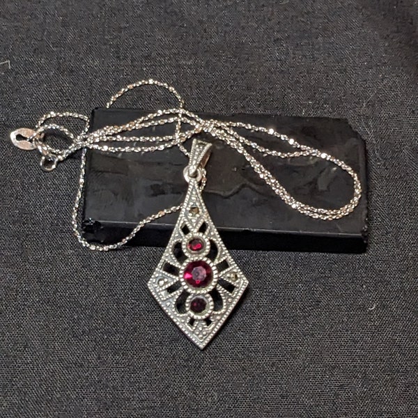 Antique, Sophisticated, Sterling Silver, Garnet and Marcasite Art Deco Necklace c1920