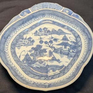 Antique Chinese Export Blue White Porcelain Plate c.1800 Nanking Landscape Qing Dynasty Canton Ware