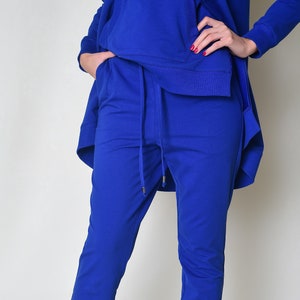 Blue Women Sweatpants of Soft Fabric With Pockets, Ribbed Details, Multiple Sizes