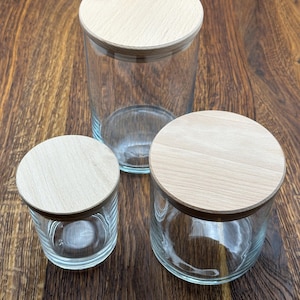Vorratsglas mit Holzdeckel und personalisierter Gravur - Übersicht der 3 verschiedenen Glasgrößen