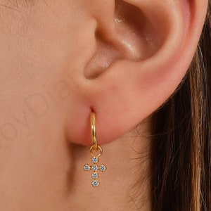 14k Gold Diamond Cross Earring, Diamond Religious Earring, Dianty Diamond Cross Earring, Diamond Christian Jewelry, Daily Diamond Earrings