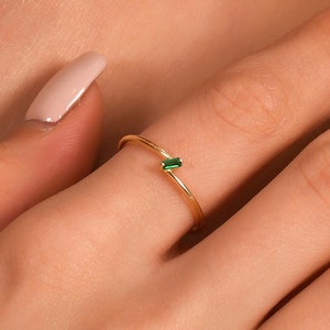 18k Gold Baguette Emerald Ring, Solitaire Baguette Emeral Ring, Natural Emerald Ring for Women, Daily Dainty Emerald Ring Models
