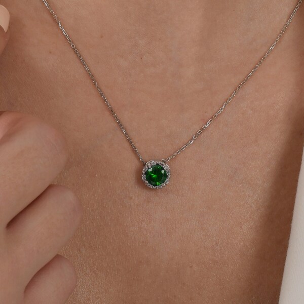 Emerald 18K Solid Gold Diamond Necklace, Emerald Necklace for Women, Elegant Emerald Necklace, 14K Solid Gold Emerald Necklace, Gift for Her