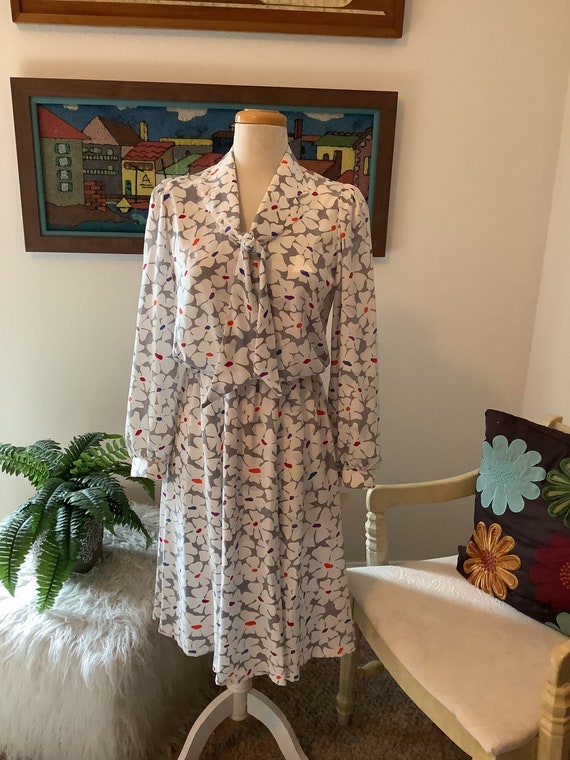 1980s (deadstock) floral dress