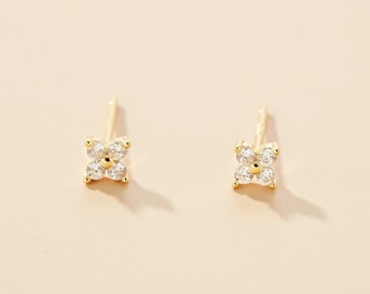 Crystal Flower Stud Earrings, Hydrangea Flower Earrings, CZ Stud Earrings, Floral Earrings, Tiny Studs, Sterling Silver Earrings, E2226