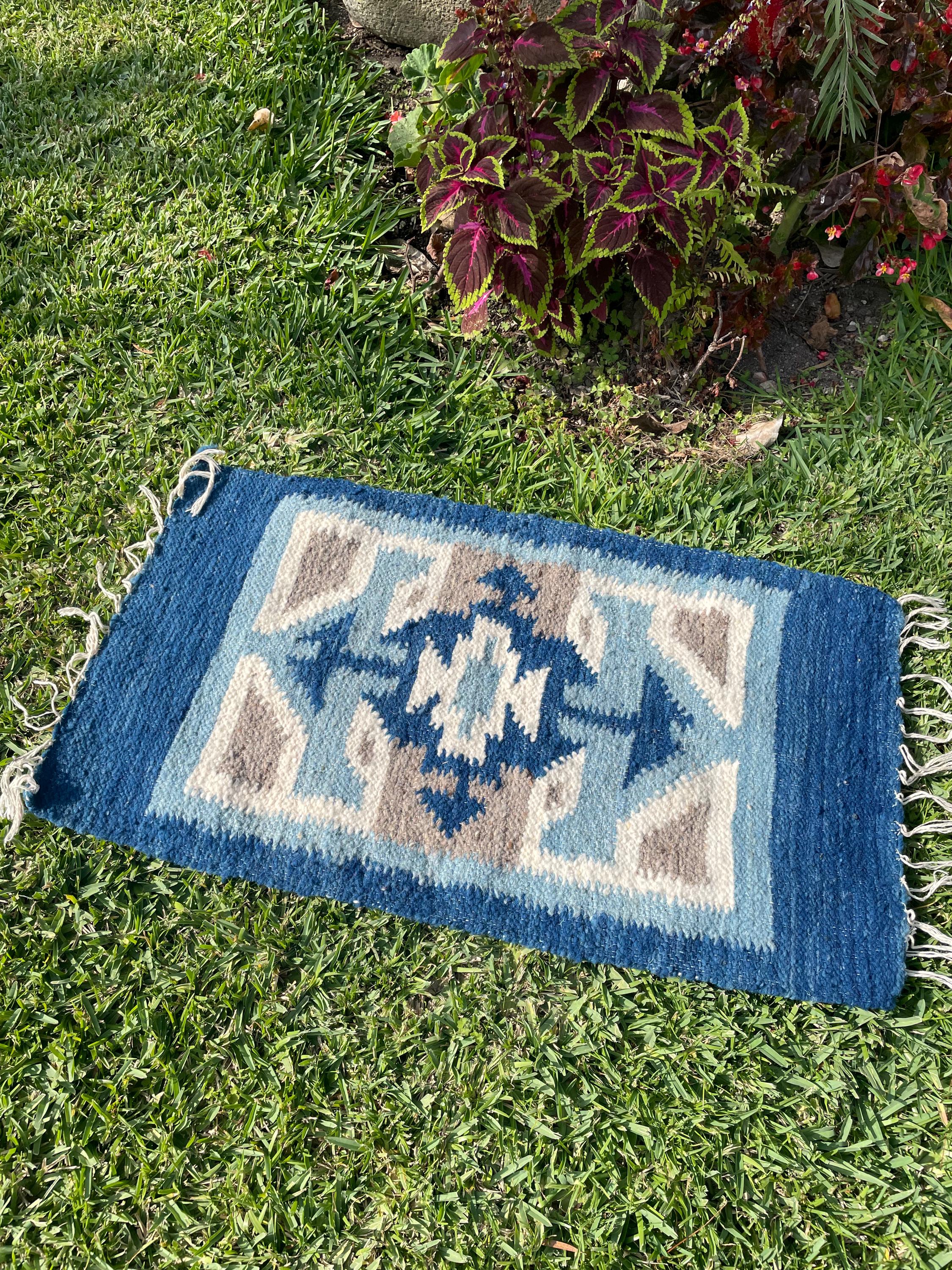 Handwoven Wool Rug: Guatemala Mayan Geometric Rug (16 X 27 Inches) - Etsy