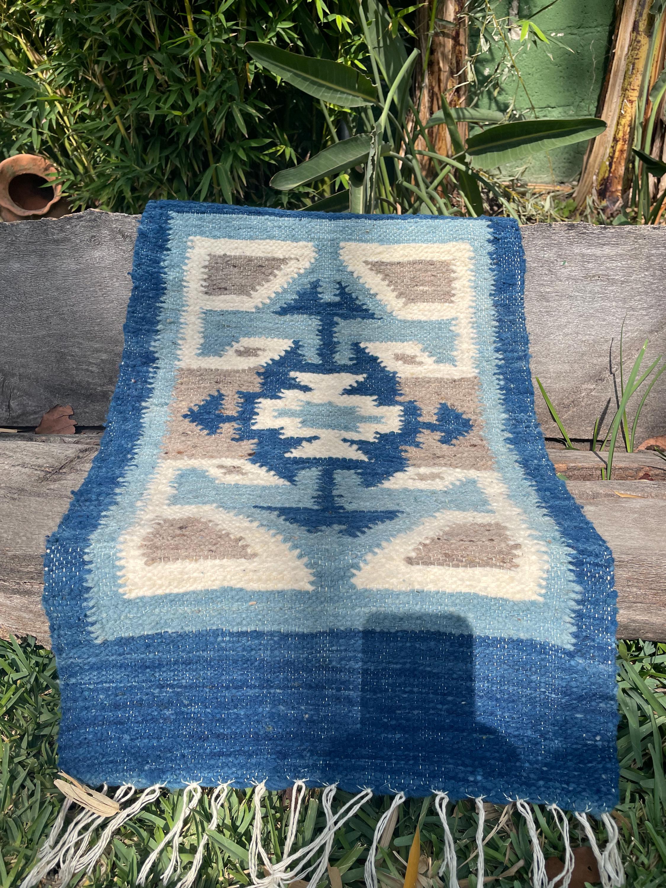 Handwoven Wool Rug: Guatemala Mayan Geometric Rug (16 X 27 Inches) - Etsy