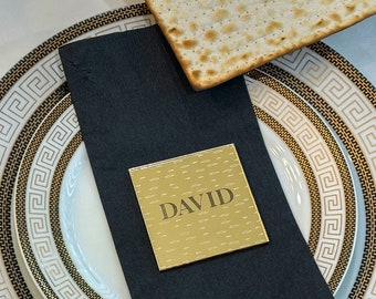 Personalized Passover Place Cards, Pesach Table Decoration, Jewish Gift, Name Place Cards, Matzah Place Cards, Passover Decor, Judaica