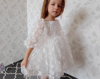 Flower girl dress, Tulle Flower Girl Dress, White flower girl dress, Tutu girl dress, Baptism Dress, First Birthday, Second Birthday, Gift