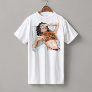 A Court of Silver Flames book heavyweight boyfriend fit t-shirt | hair & skin options