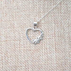 Sterling Silber Herz Halskette mit Blume, Herz Halskette, Silber Herz Halskette, Herz Perle, Sterling Silber, zierliche Herz, Winziges Herz