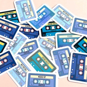 かわいい ENHYPEN カセットテープ、熱、非売品、酔っぱらい、混乱、K-POP アイドル、ボーイバンド、ミックステープ、ボーダー:カーニバル、ホログラフィック