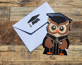 Adorable wise owl graduation card