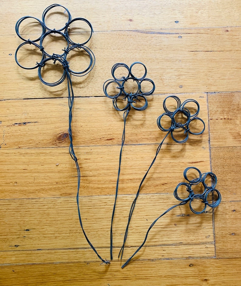 Wire Flower Art Decoration For Garden Or Wall Floral Wall Art wire-flower-art-decoration-for-garden-or-wall-floral-wall-art