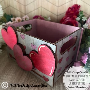 May include: A wooden box with a pink lid and a grey and white woodgrain pattern. The box is decorated with pink and red hearts. The text "MiMoDesignLaserfiles" is printed on the bottom of the box.  DIGITAL FILES ONLY! SVG+DXF FOR LASER CUTTING Instant Download