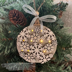 Christmas Décor Guide: Handmake Your Holiday LED Wood Glitter Snowflake  Ornament, Projects