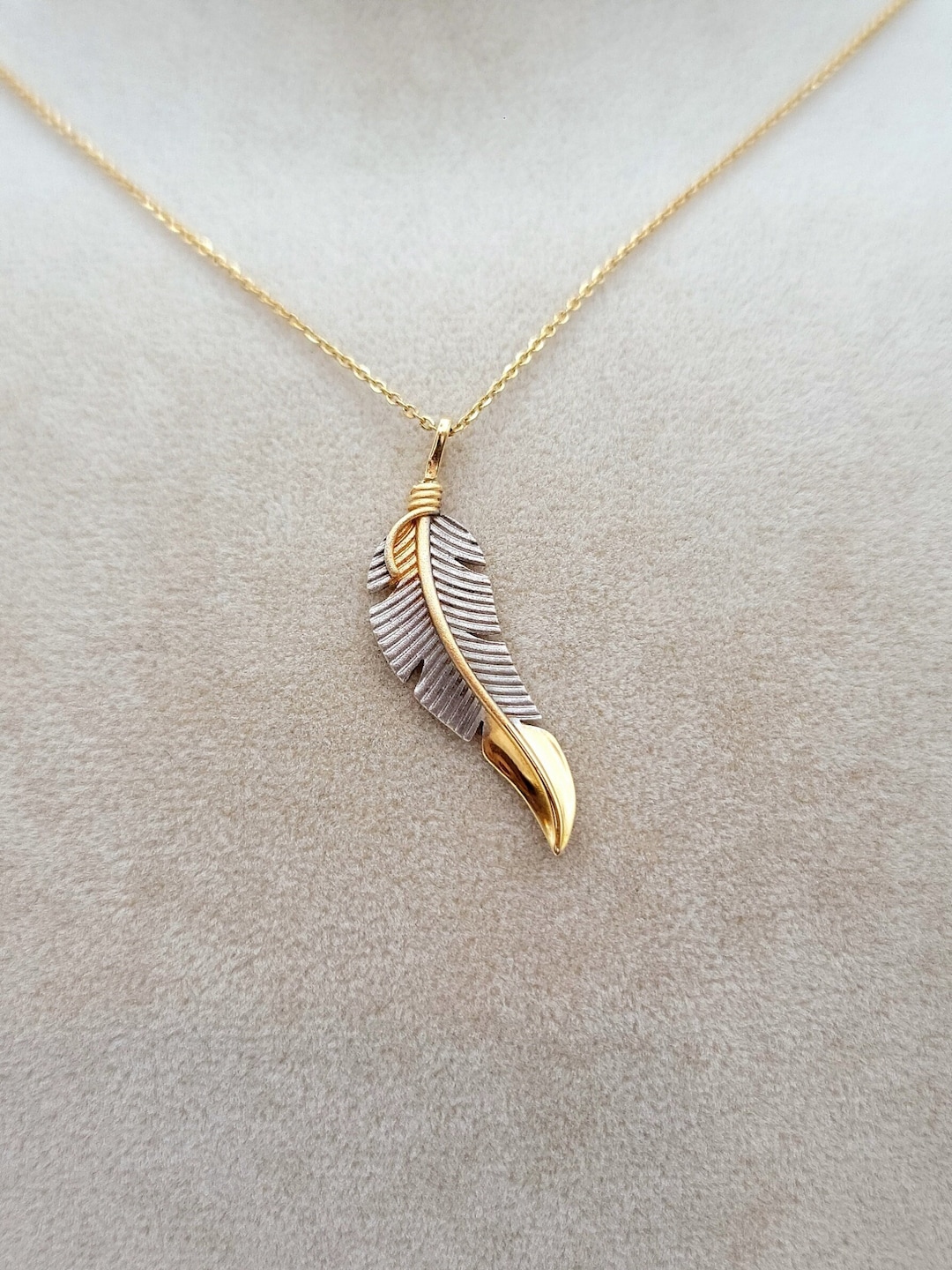 18K Solid Gold Feather Pendant Necklace, Gold Leaf Necklace, 18K Cable