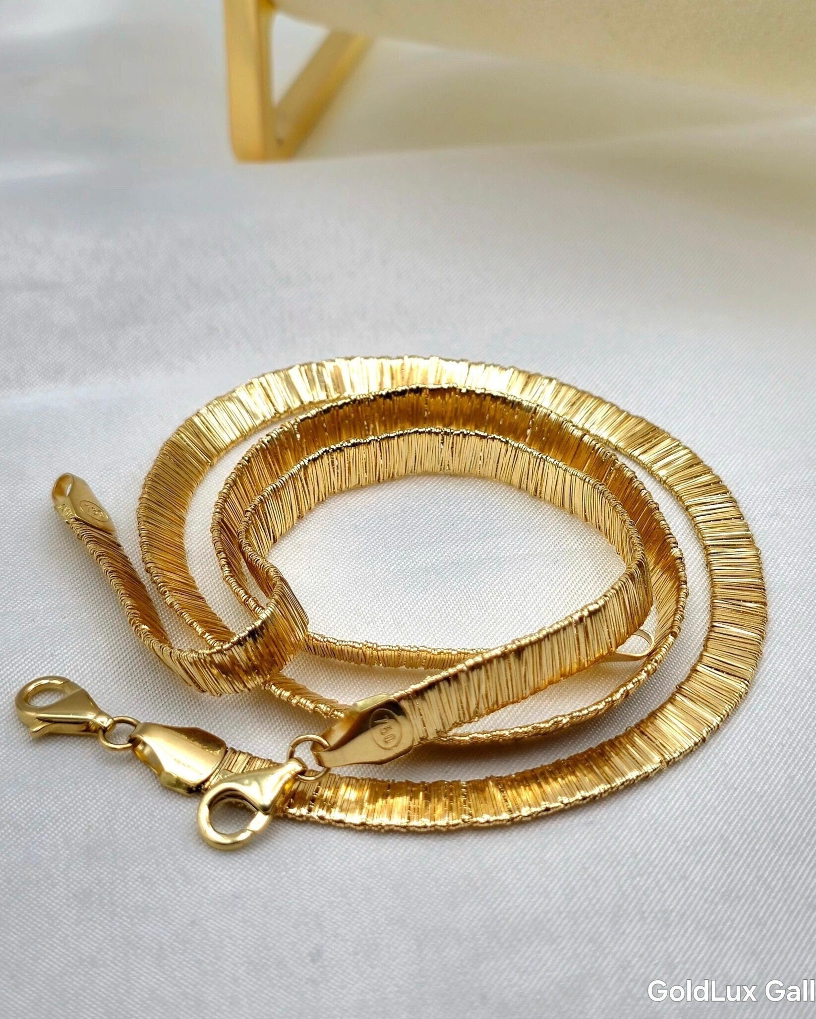 Collier chaîne à chevrons en or massif 18 carats, bracelet à chevrons, demi-ensemble collier en or pour femme, parure de bijoux, véritable chaîne en or 18 carats pour elle !