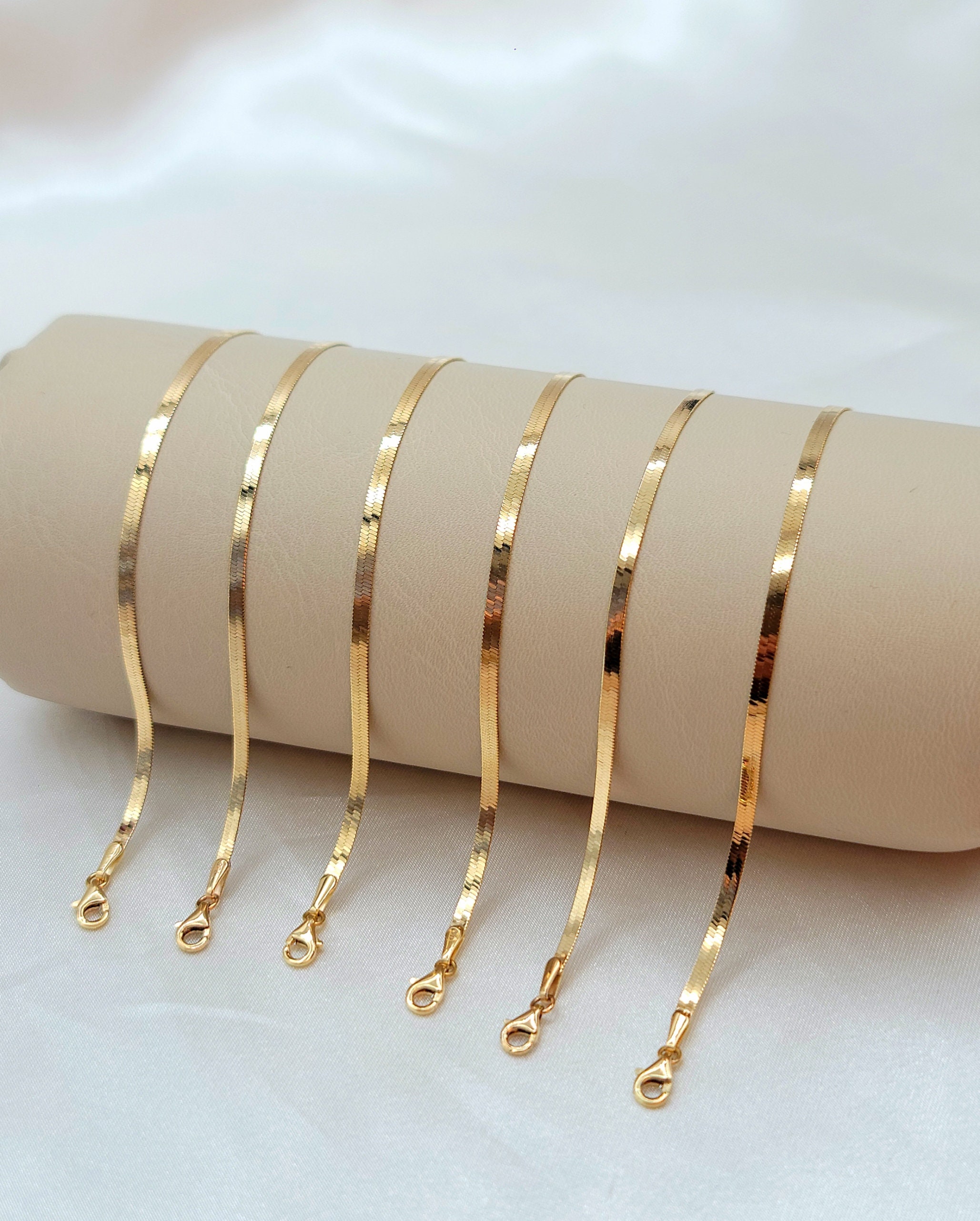 Women Micro Herringbone Chain (4mm) | The Gold Gods