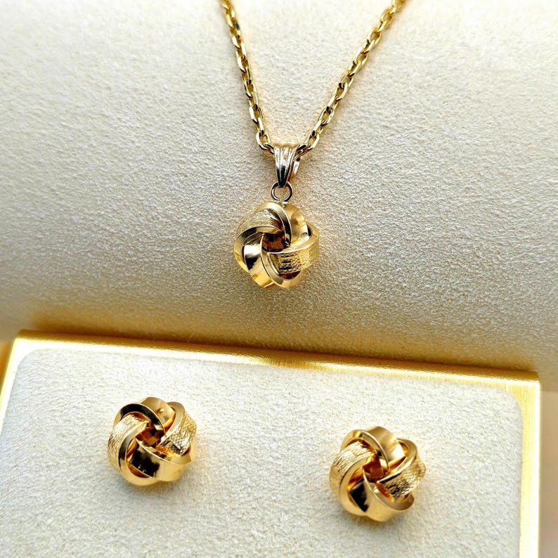 Real 18K Gold Necklace Jewelry Set, Real Gold Charm Necklace, Real 18K Gold Studs Earrings.