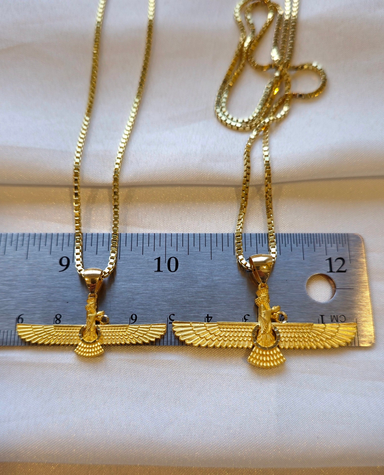 アクセサリー fwm logo gold necklace 18K Gold Farvahar Necklace, Symbol of Ahura Mazda – Zoroastrian