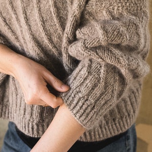 Knitting pattern for Sand dunes sweater, knitting pattern, turtleneck sweater, two necks included, round knitting, oversize sweater