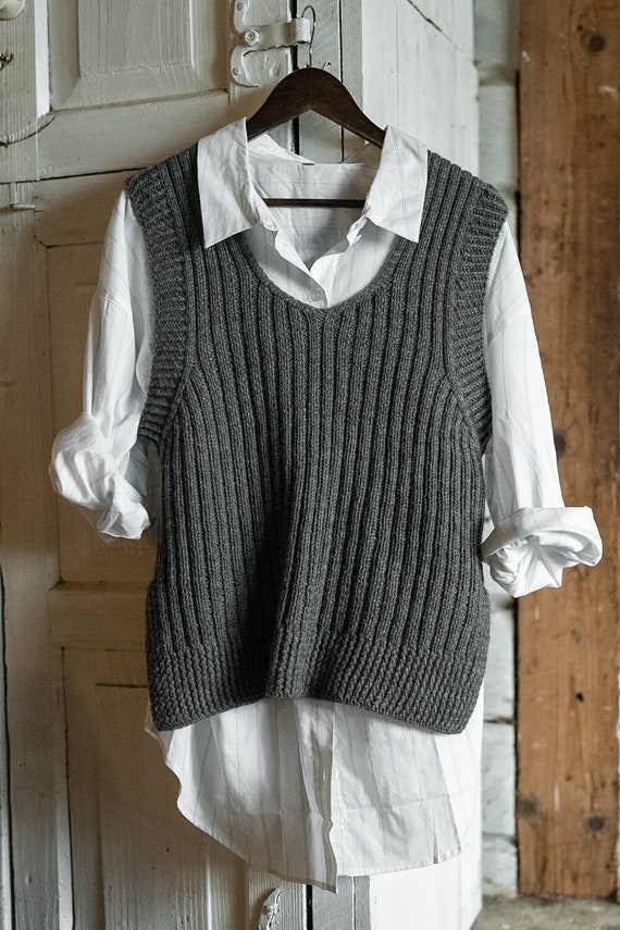 Knitted v neck vest hot sale