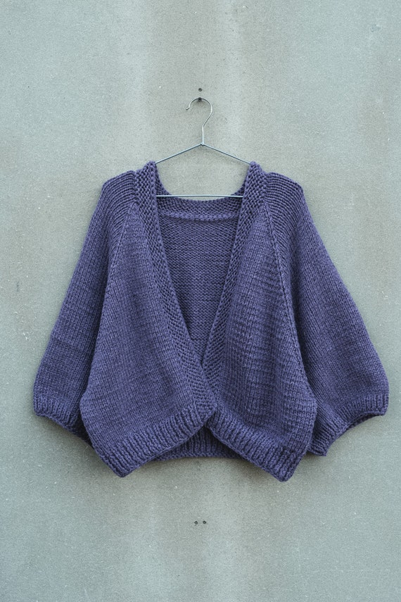 Butterfly Yarn V-Neck Cardigan blue