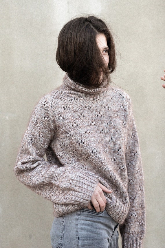 Foxy Steps Sweater Knitting Pattern, Lace Stitch Turtleneck (PDF