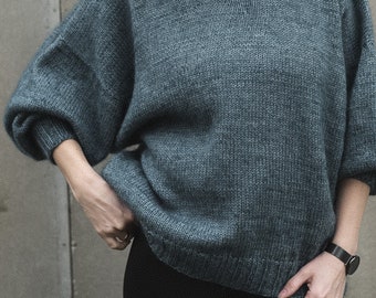 Knitting pattern for April jumper, oversize sweater, sweater knitting pattern, crew neck sweater, round knitting, knitting tutorial, videos