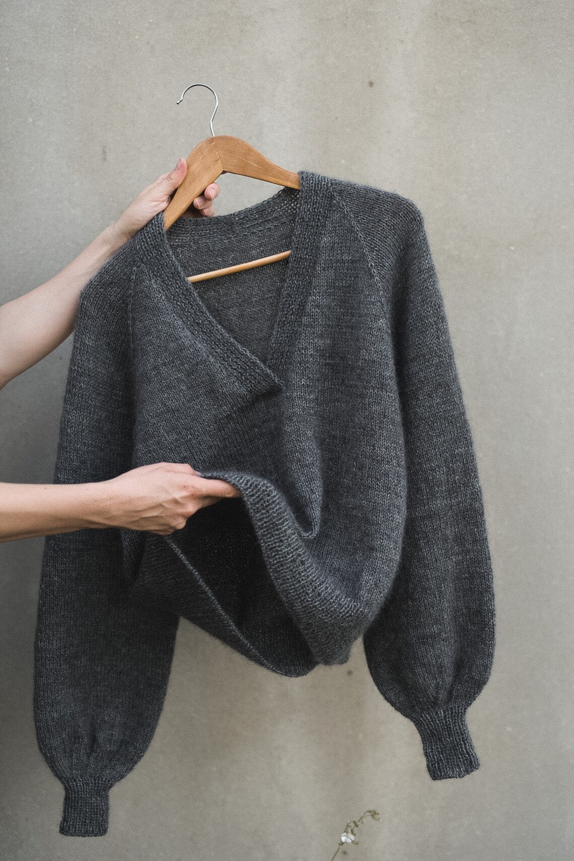 Mohair Weekend Sweater Knitting Pattern, V-neck, Balloon Sleeves - Etsy