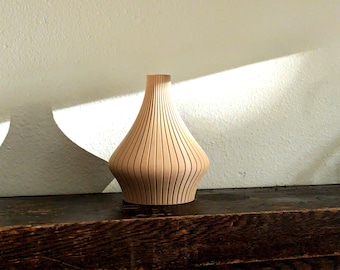 Textured Vase: Modern 3D Printed PLA Dry Flower Vase