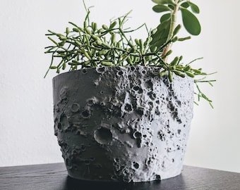 Moon Planter with Drainage, Textured Plant Pot, Eco-Friendly Planter, Lunar Lover, Cute Indoor Pot, Modern Pot for Plant 3D Printed