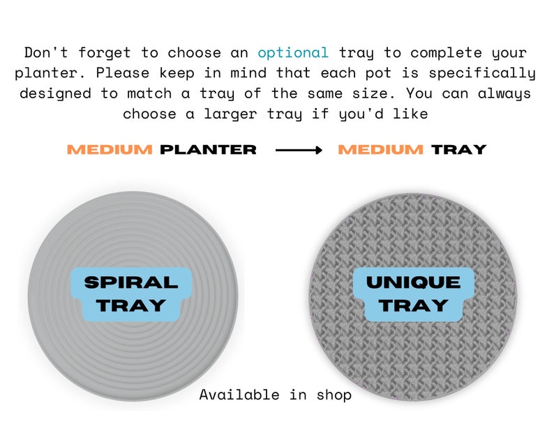 Puede incluir: La imagen muestra dos bandejas circulares. Una es gris con un dise&ntilde;o en espiral, etiquetada como "SPIRAL TRAY". La otra es gris con un patr&oacute;n texturizado, etiquetada como "UNIQUE TRAY". El texto sugiere bandejas para macetas.