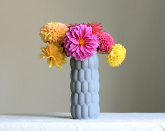 3D Printed Ellipse Vase: Modern Geometric Decor, Eco-Friendly PLA